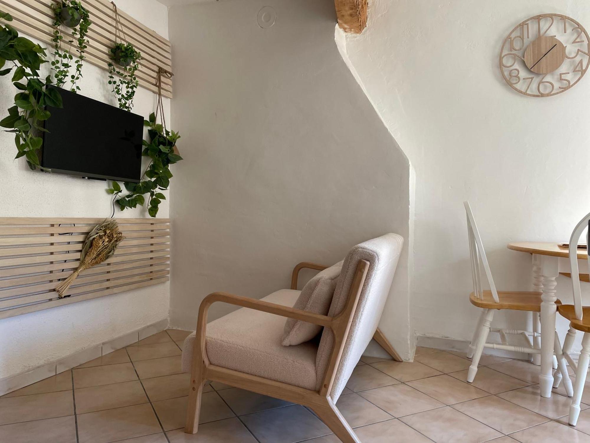 Apartment Nid Douillet Avec Vue Cathedrale Digne-les-Bains