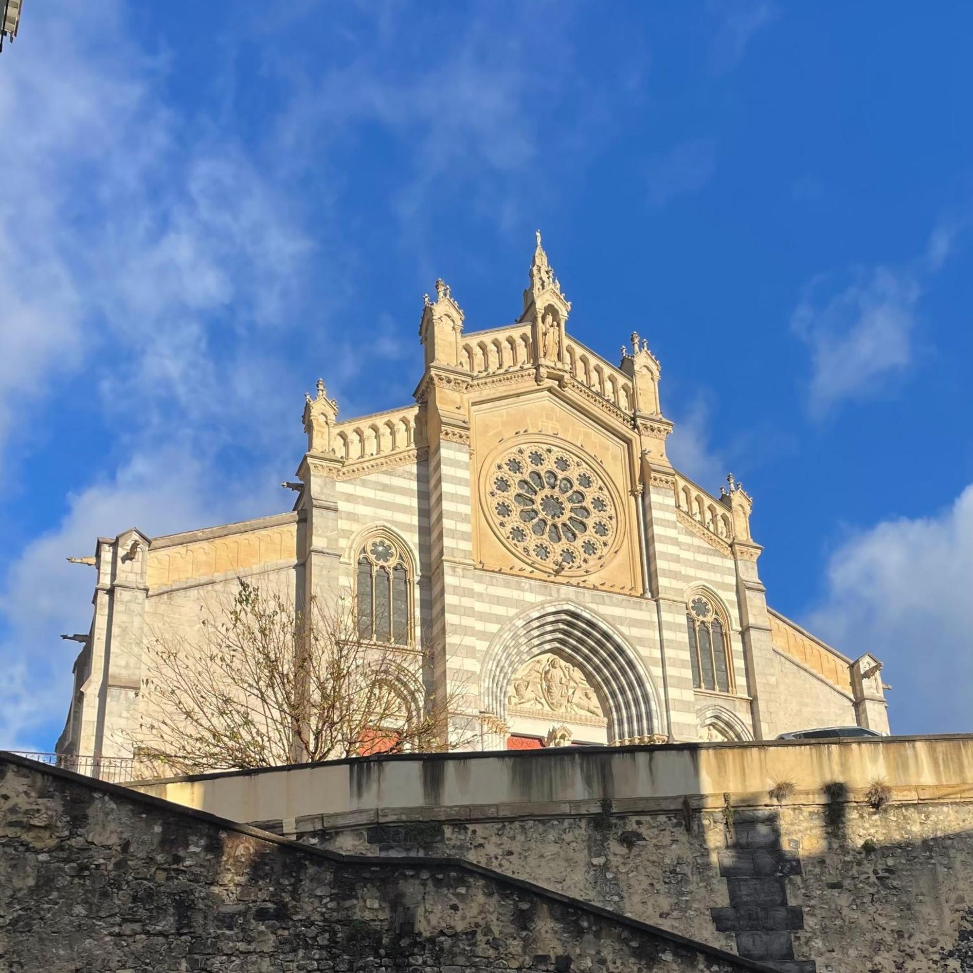 Appartement Nid Douillet Avec Vue Cathedrale